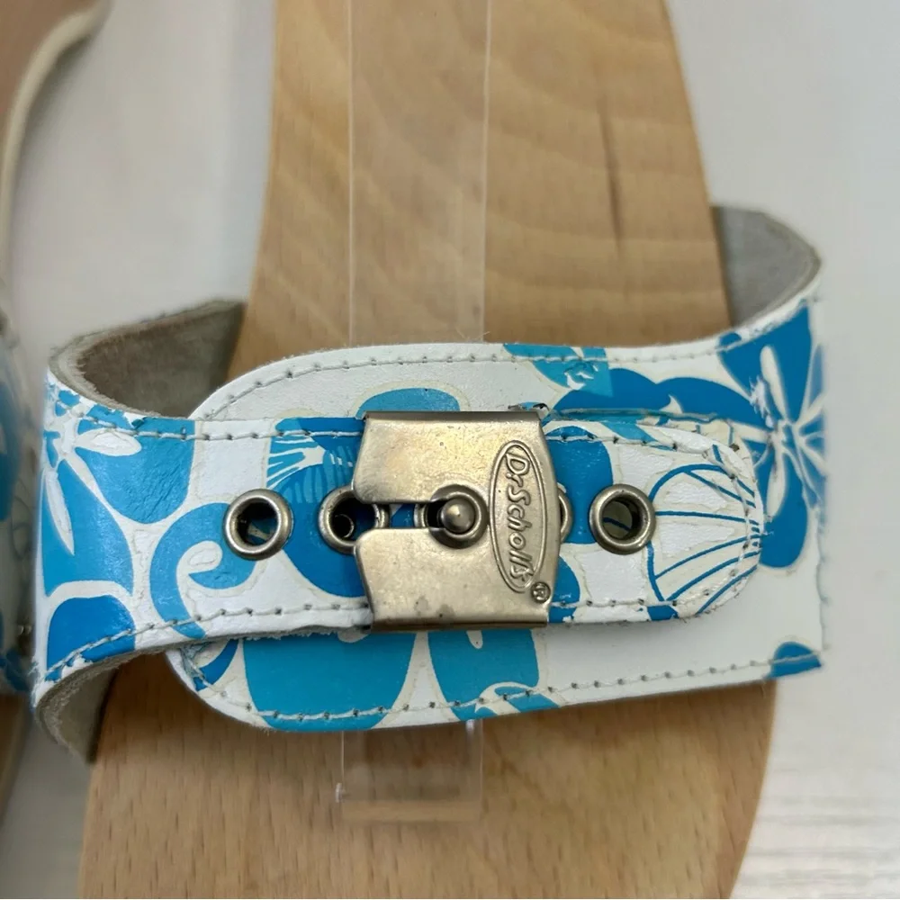 Dr Scholl’s Vintage Blue & White Hawaiian Hibiscus Silver Buckle Sandal Size 10 - Picture 3 of 14